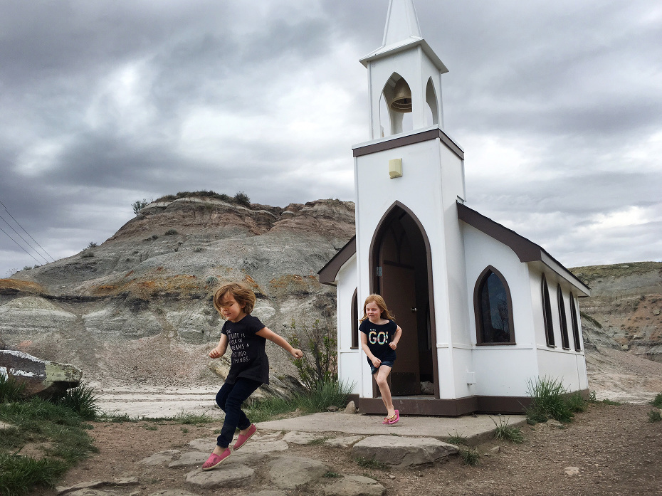 drumheller-with-kids